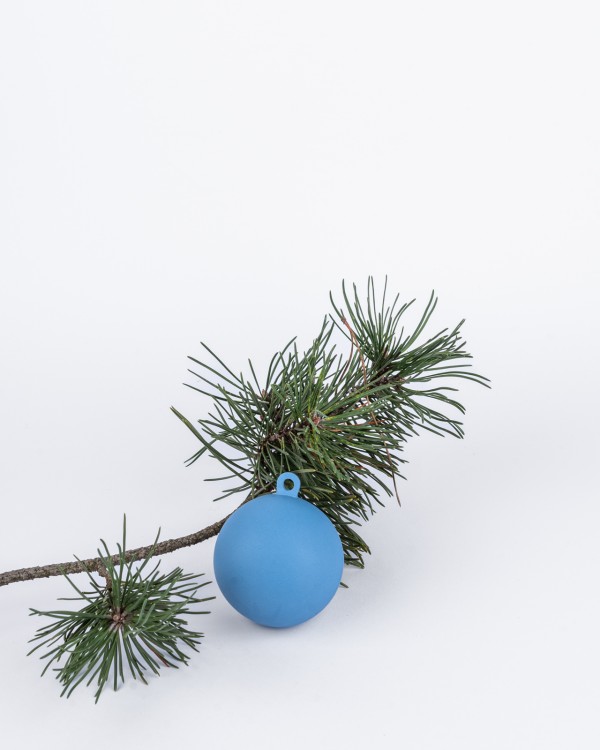 vianočná guľa ľadová modrá
