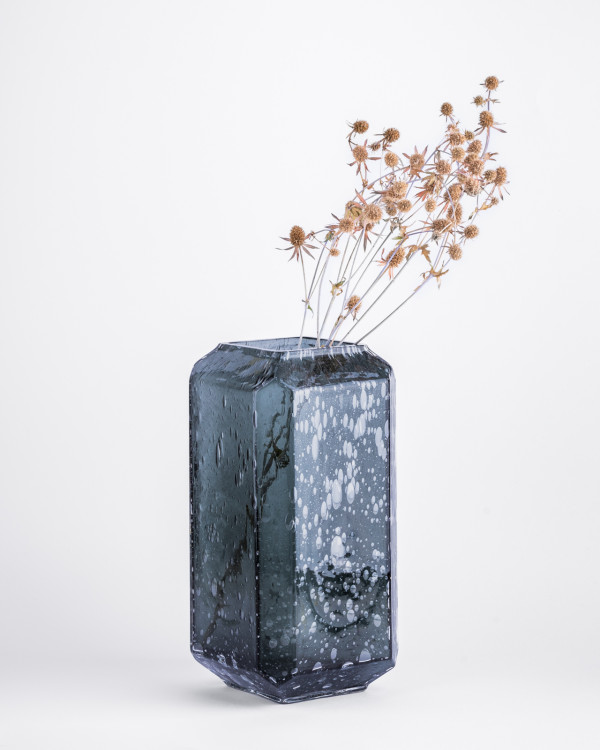 FORMMA grey vase
