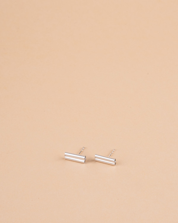 Organic L silver earrings