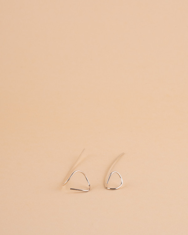 Signature 18 silver earrings