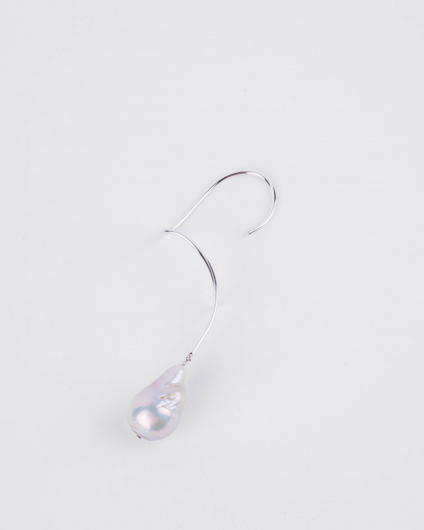 Bezier 05 silver earring...