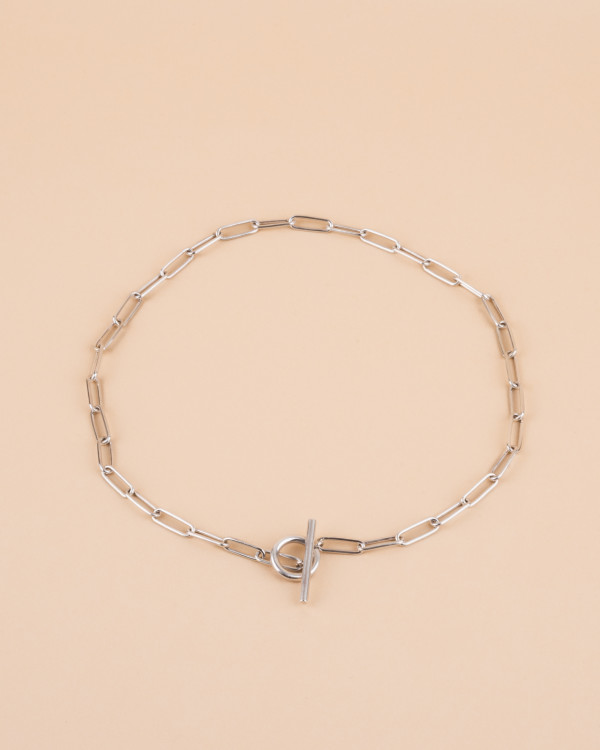 Line silver necklace